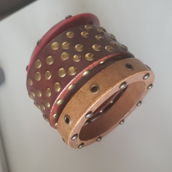 Studded Solid Wood Bangle Bracelet Set Of 3 - Picture 2 of 3